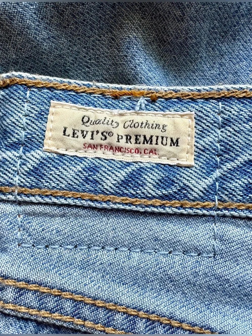 Levi’s Premium Ribcage Wide Leg Jeans, Style #LEIV21115, Size 31, NWOT - Picture 6 of 9